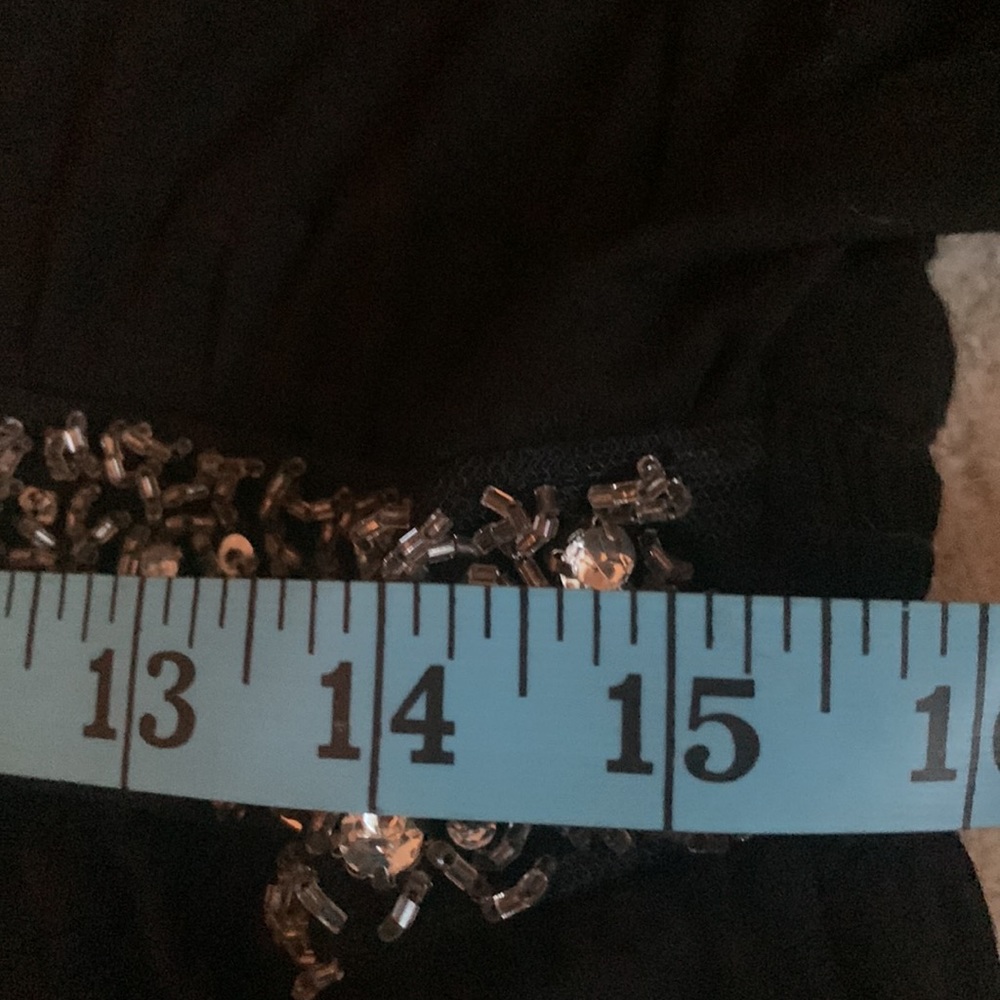 5/$30 Guess Long Sleeve Cold Shoulder Cinched Waist with Embellishments EUC M - Picture 13 of 16